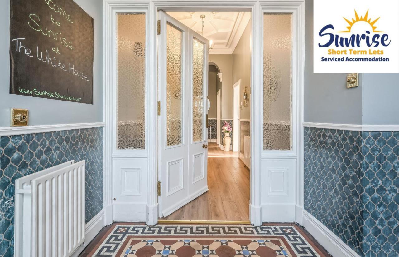 Presidential Apartment, Family Home, Luxury Bedrooms, 2 Rooms, 1 King Bed, 2 Single Beds, Free Wifi, Free Parking, Tourists, Business Travelers, Relocation, Beautiful River Views, - Long Stays, Invoice And Reduced Price Are Only Via Sunrise Short Let Dundee Esterno foto