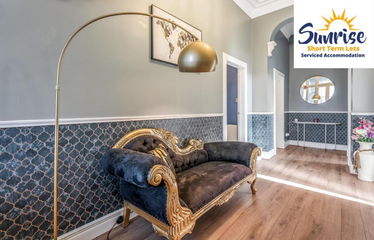 Presidential Apartment, Family Home, Luxury Bedrooms, 2 Rooms, 1 King Bed, 2 Single Beds, Free Wifi, Free Parking, Tourists, Business Travelers, Relocation, Beautiful River Views, - Long Stays, Invoice And Reduced Price Are Only Via Sunrise Short Let Dundee Esterno foto
