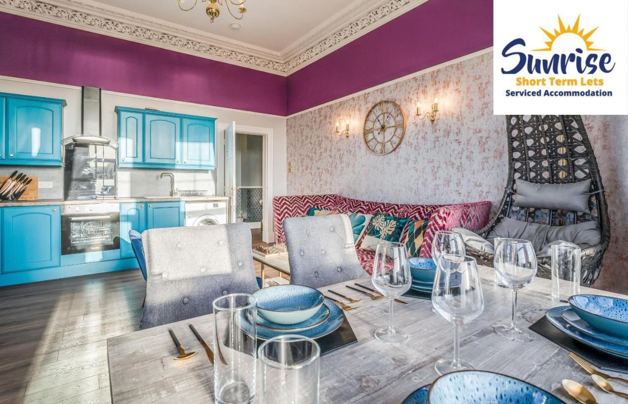Presidential Apartment, Family Home, Luxury Bedrooms, 2 Rooms, 1 King Bed, 2 Single Beds, Free Wifi, Free Parking, Tourists, Business Travelers, Relocation, Beautiful River Views, - Long Stays, Invoice And Reduced Price Are Only Via Sunrise Short Let Dundee Esterno foto